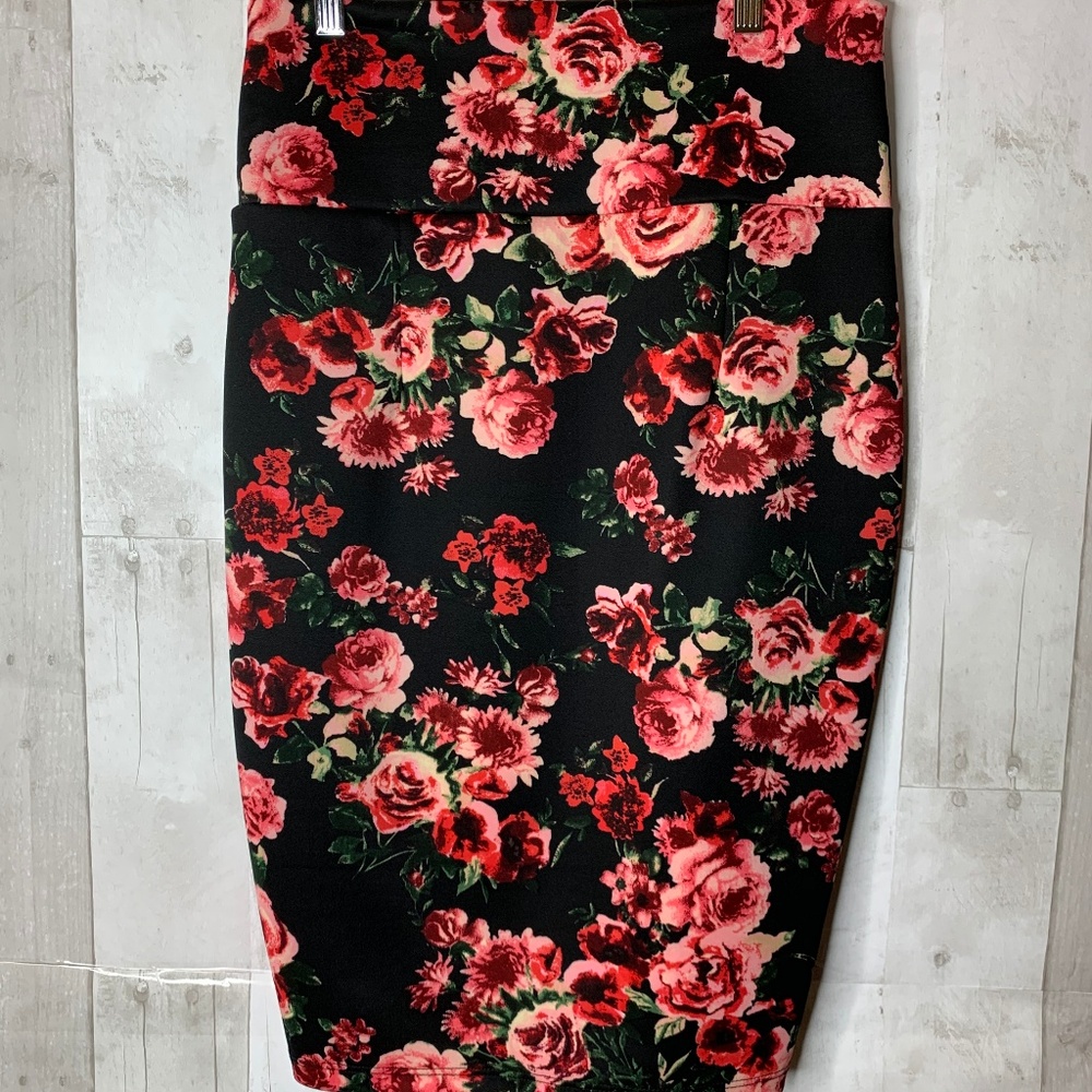 Floral Print Scuba Pencil Skirt